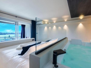 LOVE IN Bandol - Balneo & Vue Mer